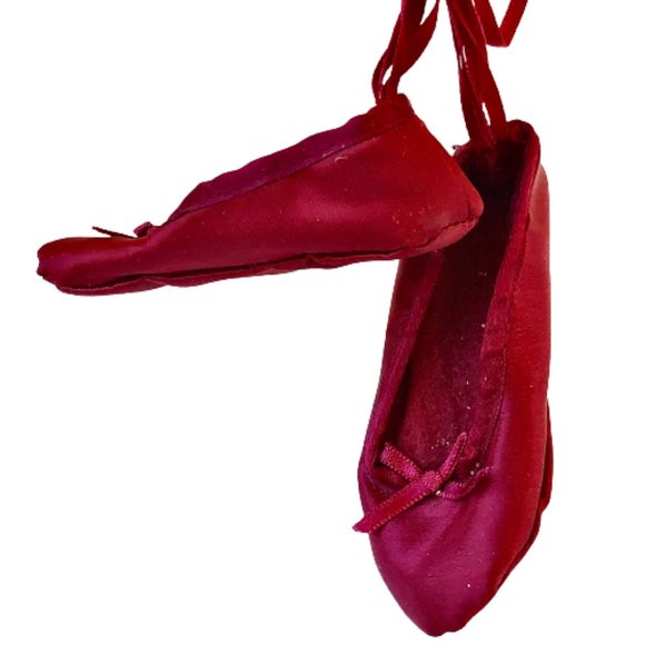 Ballet Slippers Christmas Ornament Ballerina Dancing RED FABRIC Vintage TAIWAN - Picture 6 of 8